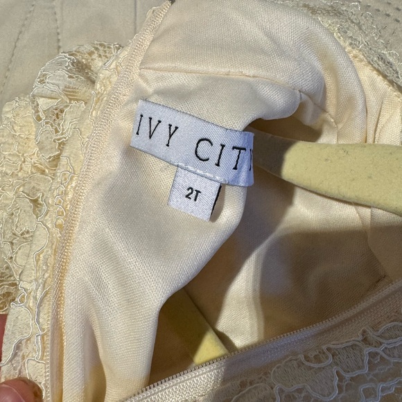 🎀 IVY CITY Cream Lace Dress Kids - Picture 4 of 4